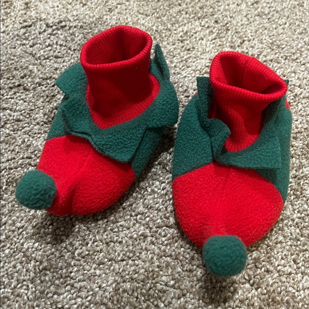 My First Christmas Santa Hat and Elf Bootie Set 12-18 Months - Picture 3 of 5